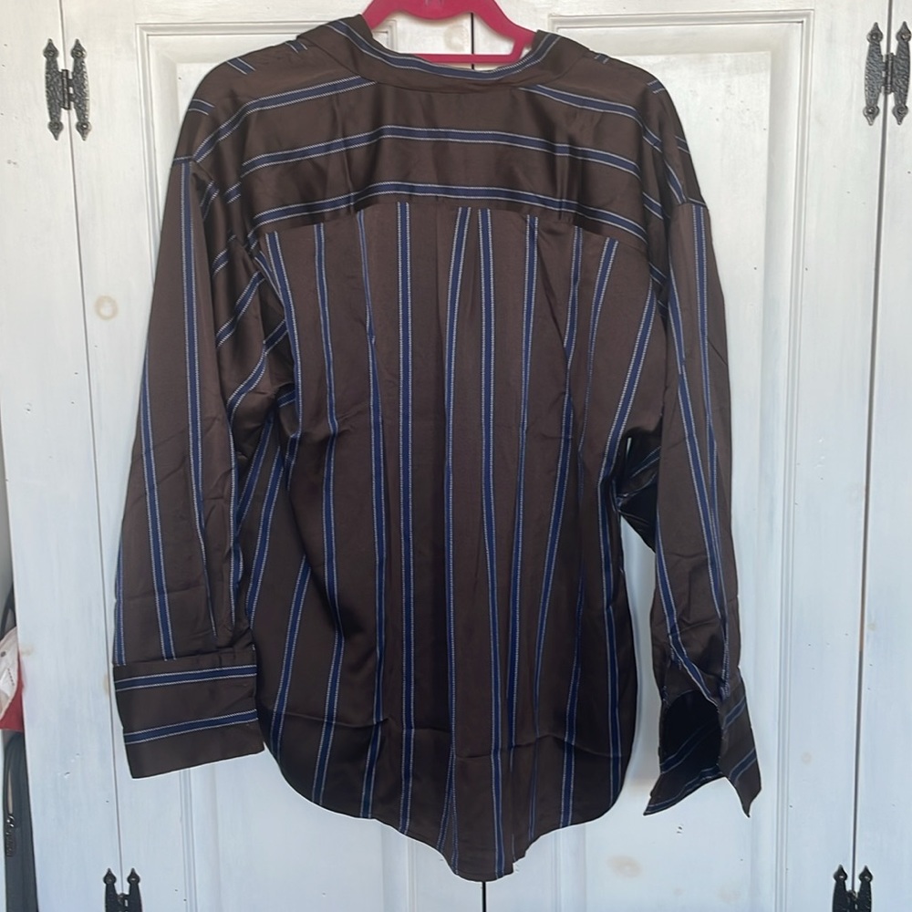 Perfect for fall. Gorgeous brown/navy striped blouse. Brand new with tags. - Picture 4 of 7